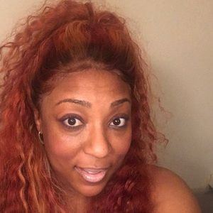 Meet your Posher, Alicia